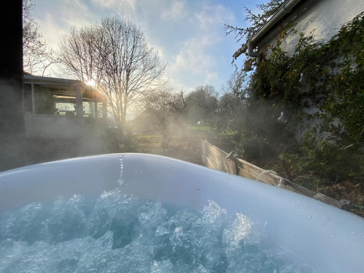 Cottage-Gite & Jacuzzi - Chez Flo & Marc Chouzy-sur-Cisse Bagian luar foto
