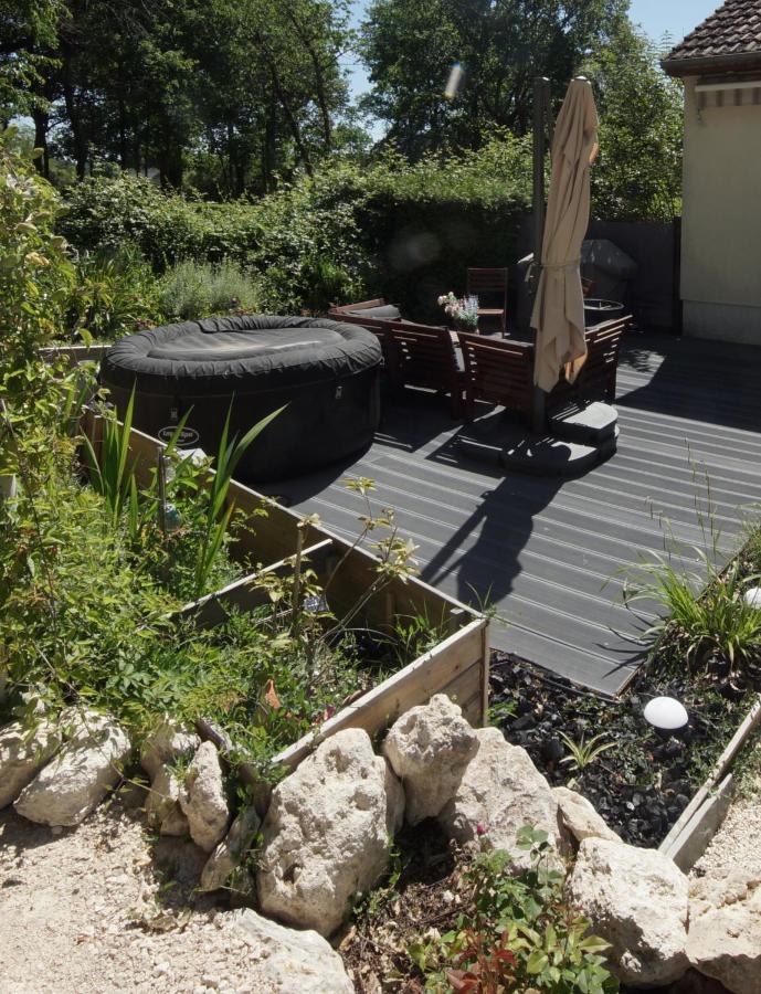 Cottage-Gite & Jacuzzi - Chez Flo & Marc Chouzy-sur-Cisse Bagian luar foto